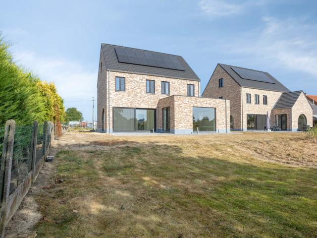 Huis te huur in Pellenberg met 5 slaapkamers