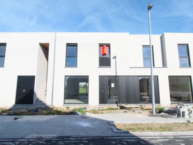 Huis te huur in Roeselare met 3 slaapkamers