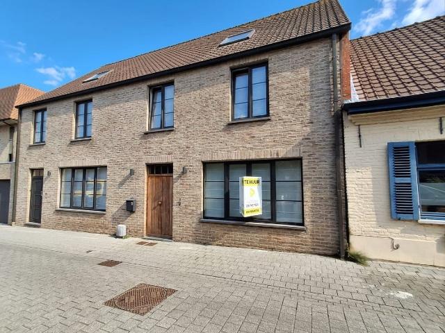Huis te huur in Ruiselede met 3 slaapkamers