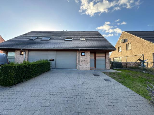 Huis te huur in Wakken met 3 slaapkamers