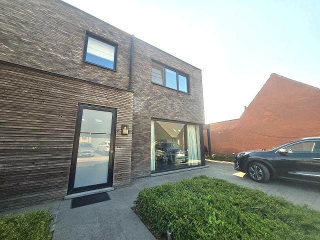 Huis te huur in Wakken