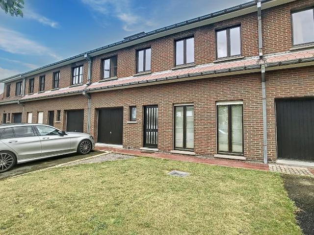 Huis te huur in Waregem met 3 slaapkamers