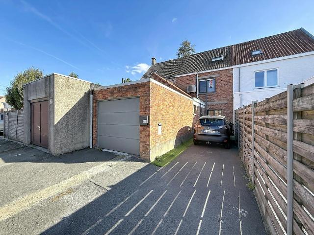 Huis te huur in Waregem met 3 slaapkamers