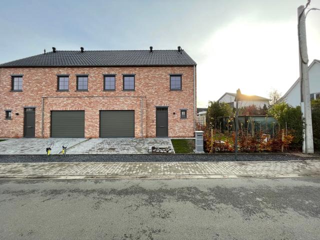 Huis te huur in Wichelen met 3 slaapkamers