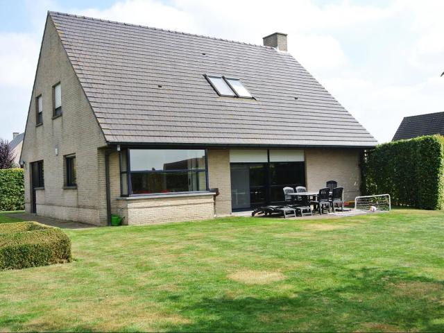 Huis te huur in Wingene met 4 slaapkamers