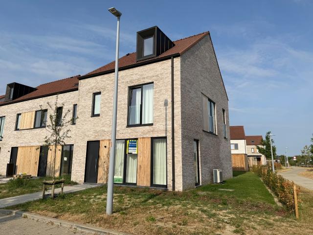 Huis te huur in Tielt met 3 slaapkamers