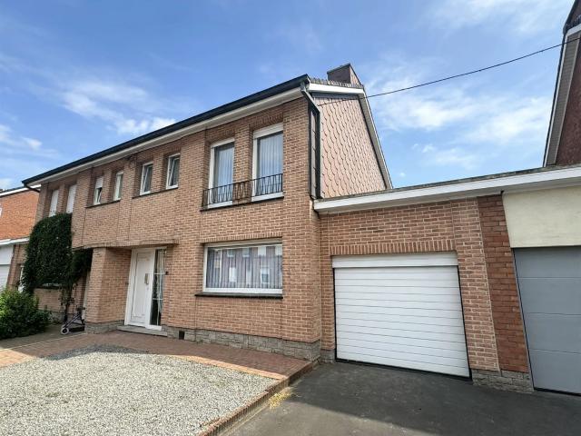 Huis te huur in Vichte met 3 slaapkamers