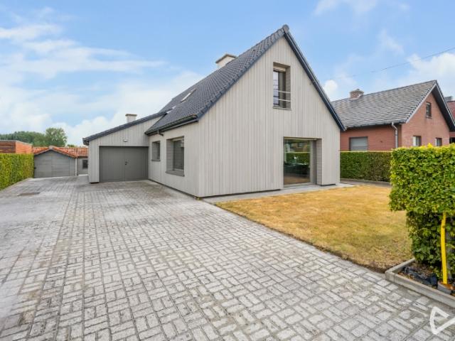 Huis te huur in Zwalm met 4 slaapkamers