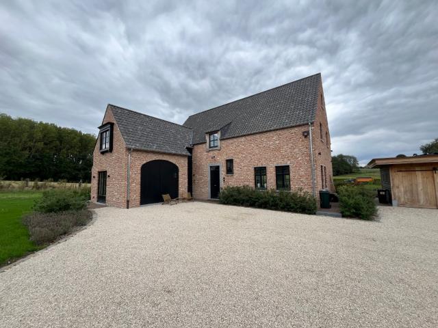 Huis te huur in Zwalm met 5 slaapkamers