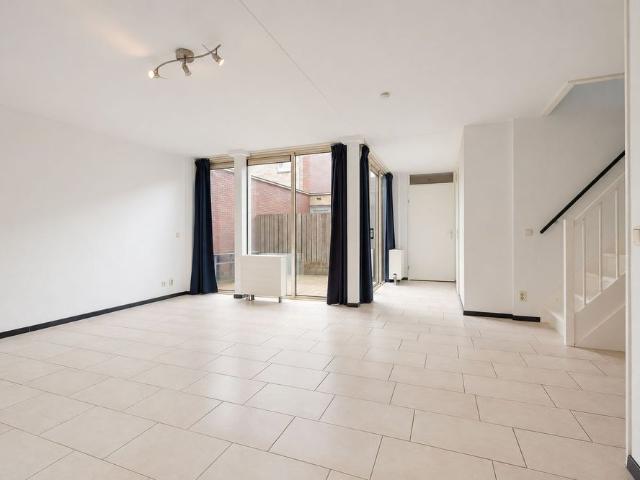 Huis te huur: J.J. Slauerhoffstraat 80 1321 RH Almere