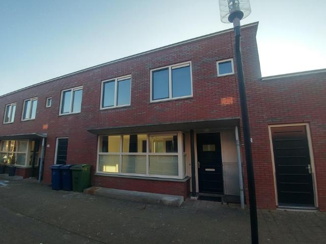 Huis te huur J.J. Slauerhoffstraat 80 in Almere voor € 2.300