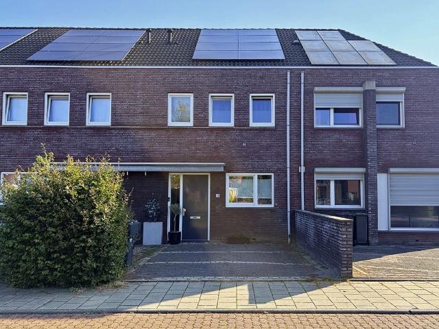 Huis te huur Limbrichterveld, Tessmanstraat in Sittard