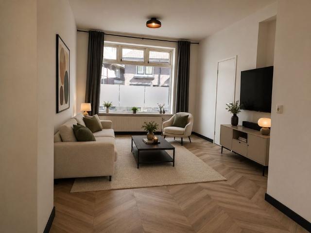 Huis te huur: Luitgardeweg 18 1211 NB Hilversum