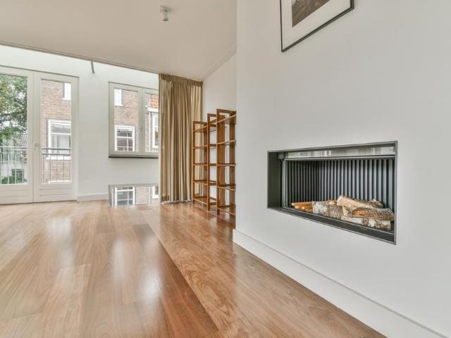 Huis te huur: Madelievenstraat 1 1015 NV Amsterdam