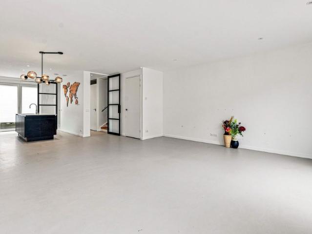 Huis te huur: Marguerite Yourcenarstraat 27 1102 AJ Amsterdam