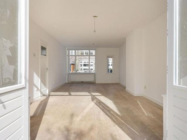Huis te huur: Middenweg 122 2024 XG Haarlem