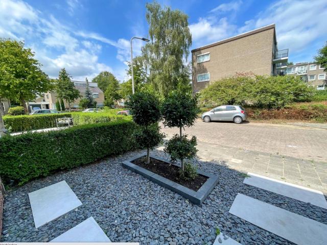 Huis te huur Mr. Van Houtenstraat in Ridderkerk voor € 3.500