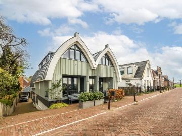 Te huur: Huis Schellingwouderdijk in Amsterdam