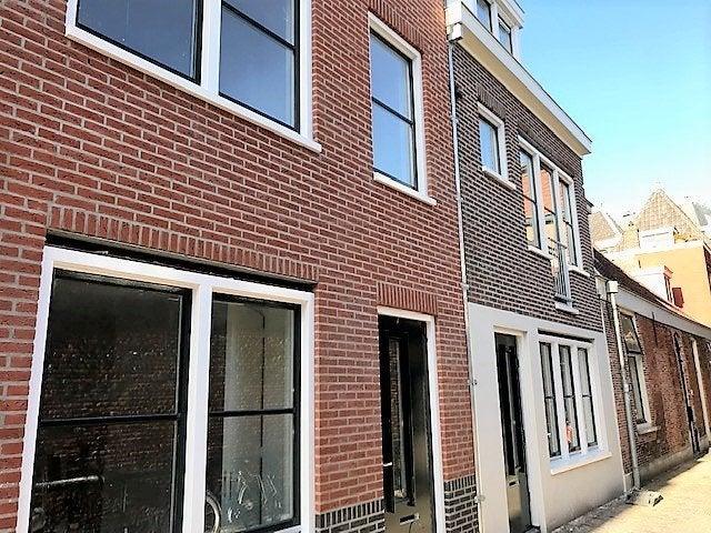 Huis te huur Schoolsteeg in Leiden voor € 2.350