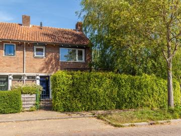 Huis te huur P.C. Hooftstraat in Barneveld voor € 2.295
