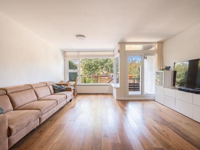 Huis te huur: Pastoor Buyslaan 32 2242 RL Wassenaar