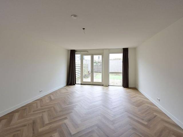 Huis te huur: Rijnland 12 1274 KW Huizen