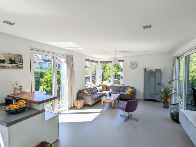 Huis te huur: Westzijderveld 101 ROOD 1507 AA Zaandam