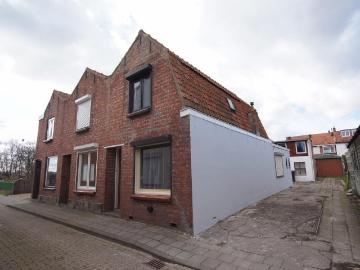 Huis te huur Vaartstraat in Philippine voor € 816