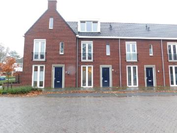 Huis te huur Van Oldeneellaan in Oosterhout voor € 2.150