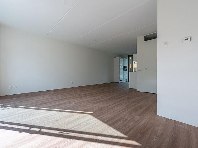 Huis te huur Vreewijk, Cor Ditewegstraat in Rotterdam
