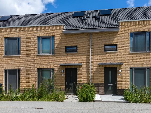 Huis te huur Vreewijk, Cor Ditewegstraat in Rotterdam
