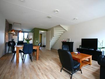 Huis te huur Zuid Hollandbuurt Noordwest, Hagesteinstraat in Zoetermeer
