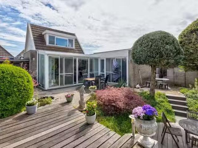 Huis te koop Capelseweg 518 in Rotterdam voor € 550.000