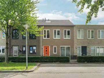 Huis te koop Carol Vogesgracht 11 in Almere voor € 475.000