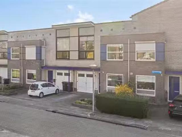 Huis te koop Chokerstraat 5 in Almere voor € 585.000