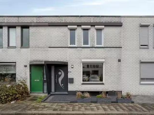 Huis te koop Ambyerstraat Zuid 138 in Maastricht voor € 300.000