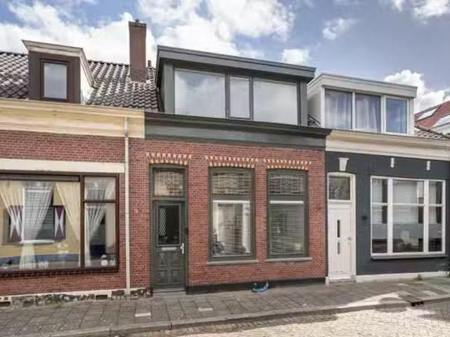 Huis te koop Antonie Duyckstraat 6 in Vlaardingen voor € 399.000