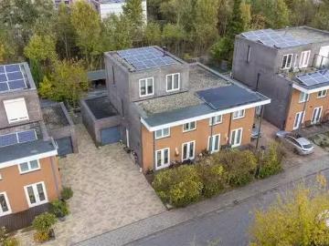 Huis te koop Anzarstraat in Almere voor € 810.000