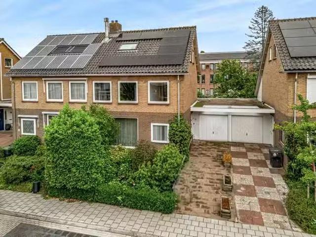 Huis te koop Andries Schotkade 7 in Leiden voor € 600.000