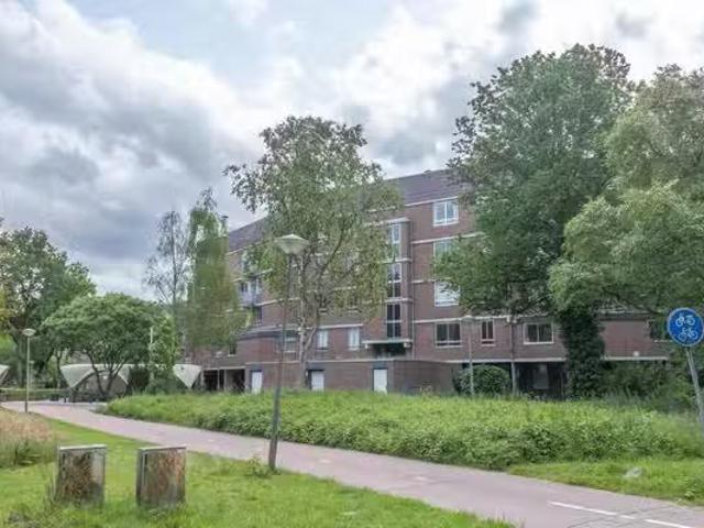 Huis te koop Anne Kooistrahof 100 in Amsterdam voor € 400.000
