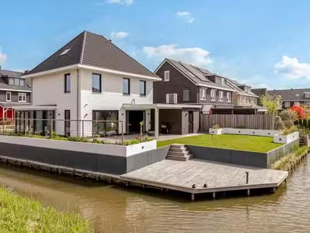 Huis te koop Aafje Andersstraat 57 in Almere voor € 975.000