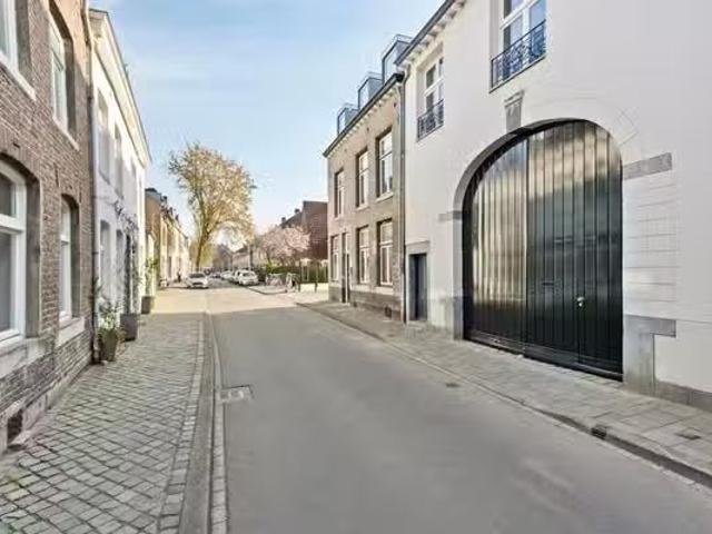 Huis te koop Aartshertogenstraat 38 in Maastricht voor € 350.000