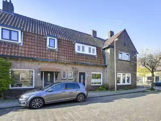 Huis te koop Acaciastraat 1 in Utrecht voor € 565.000