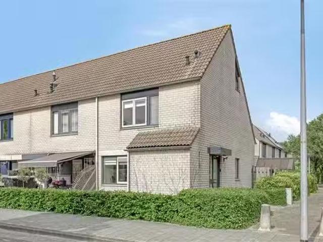 Huis te koop Augustusstraat 123 in Almere voor € 400.000