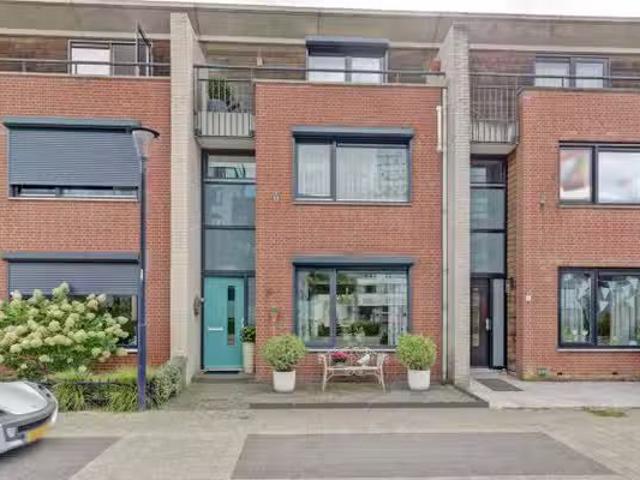 Huis te koop Avondrood 24 in Venlo voor € 385.000