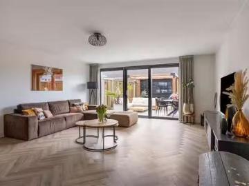 Huis te koop Azorenweg 34 in Almere voor € 580.000