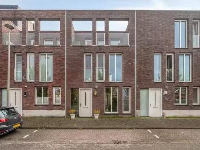 Huis te koop Boelijn in Almere voor € 665.000