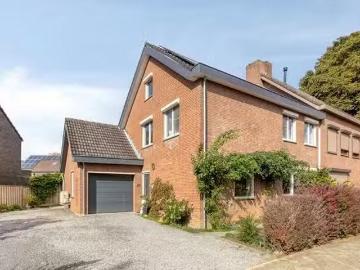 Huis te koop Boschcour 50 in Maastricht voor € 750.000