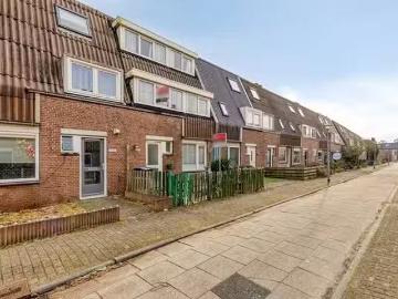 Huis te koop Bosgouw 240 in Almere voor € 480.000