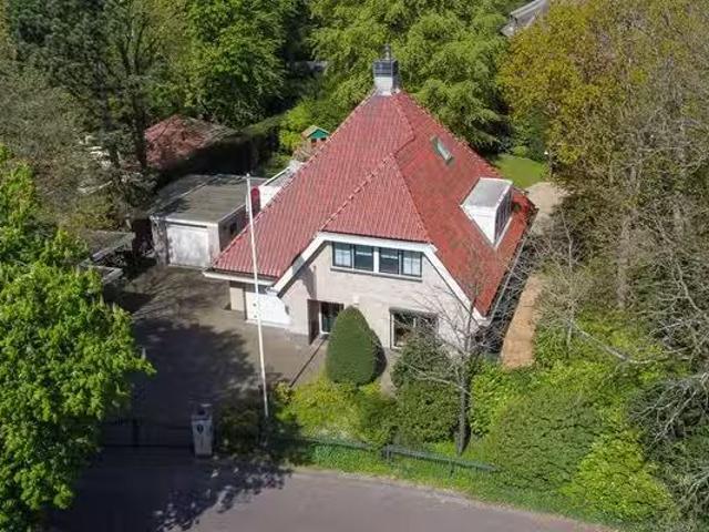 Huis te koop Badhuisweg 57 in Den Haag voor € 2.250.000